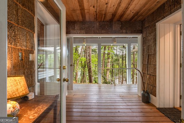 1006 Perrin Cove Road, Tiger, GA 30576