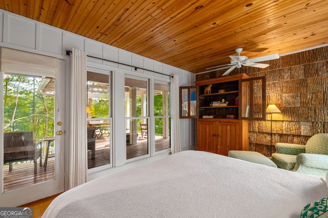 1006 Perrin Cove Road, Tiger, GA 30576