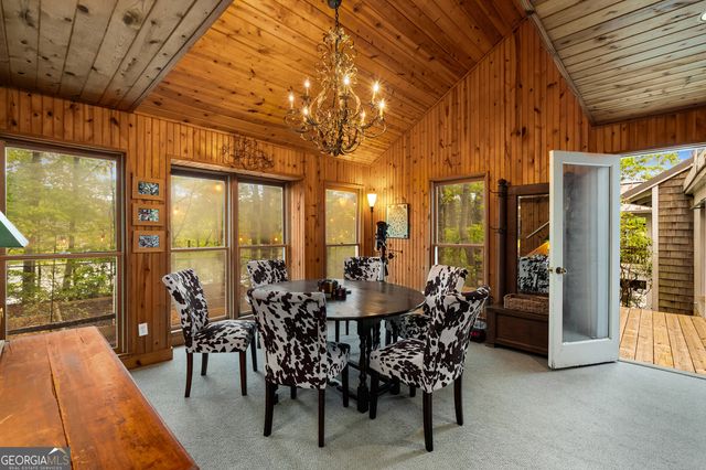 1006 Perrin Cove Road, Tiger, GA 30576