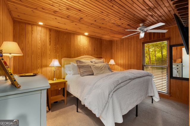 1006 Perrin Cove Road, Tiger, GA 30576