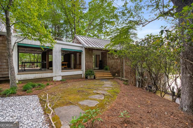 1006 Perrin Cove Road, Tiger, GA 30576