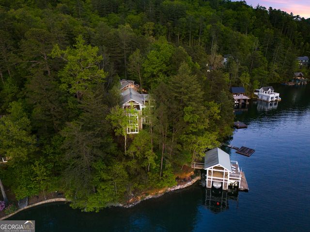 1006 Perrin Cove Road, Tiger, GA 30576