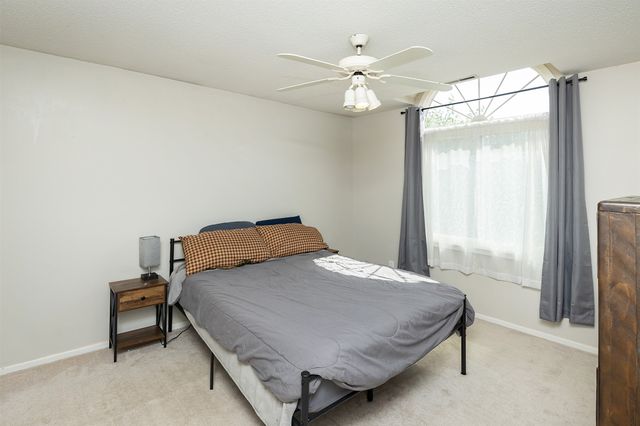 401 SE Lowell Drive 6, Ankeny, IA 50021