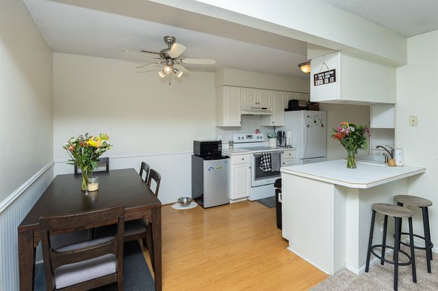 401 SE Lowell Drive 6, Ankeny, IA 50021