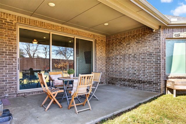 717 Lake Cove Drive, Little Elm, TX 75068