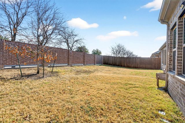 717 Lake Cove Drive, Little Elm, TX 75068