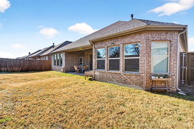 717 Lake Cove Drive, Little Elm, TX 75068
