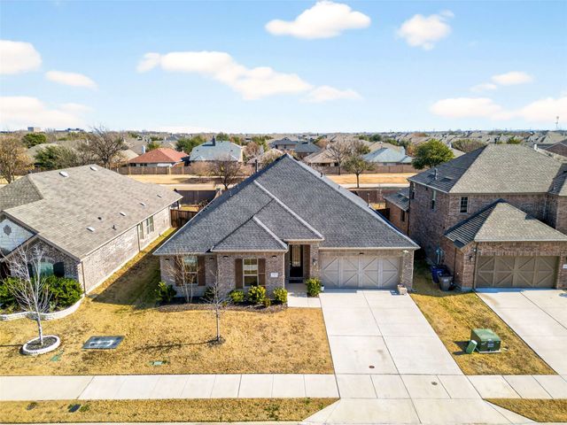 717 Lake Cove Drive, Little Elm, TX 75068
