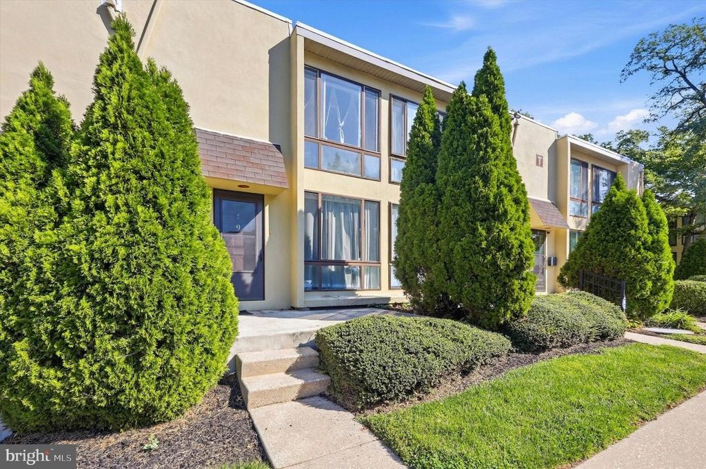 100 E GLENOLDEN AVENUE T-9 AVE #T-9, GLENOLDEN, PA 19036 — photo 2