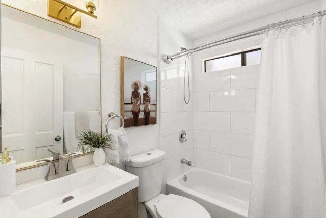 231 22nd Street, Del Mar, CA 92014