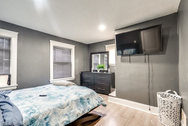 3130 E Overlook Road, Cleveland Heights, OH 44118