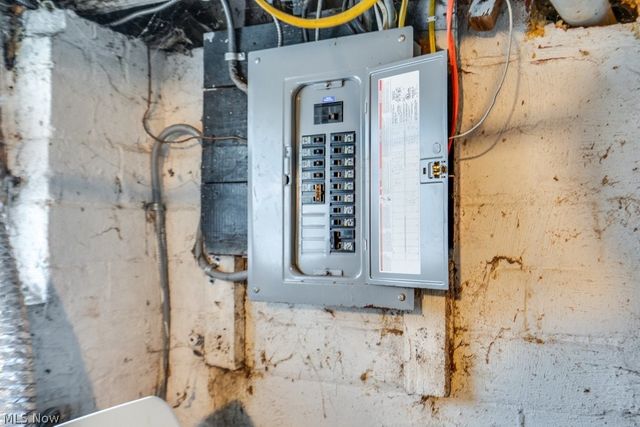 3130 E Overlook Road, Cleveland Heights, OH 44118