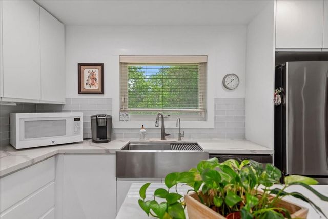 16701 Surrey Lane, Stagecoach, TX 77355