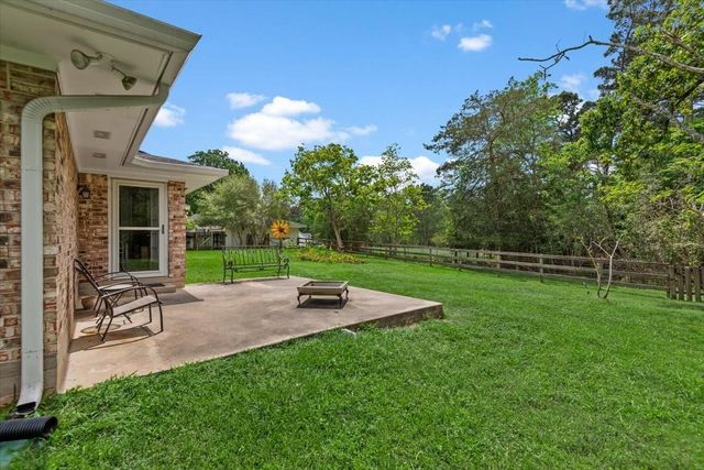 16701 Surrey Lane, Stagecoach, TX 77355