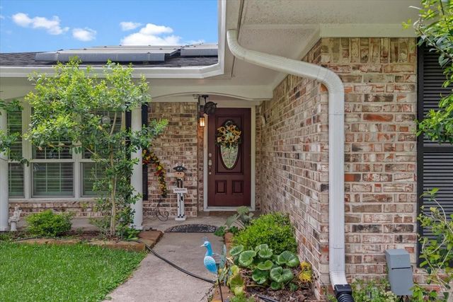 16701 Surrey Lane, Stagecoach, TX 77355