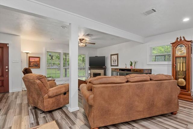 16701 Surrey Lane, Stagecoach, TX 77355