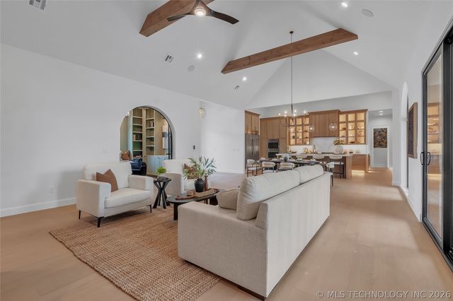 17763 E White Tail Cove, Owasso, OK 74055