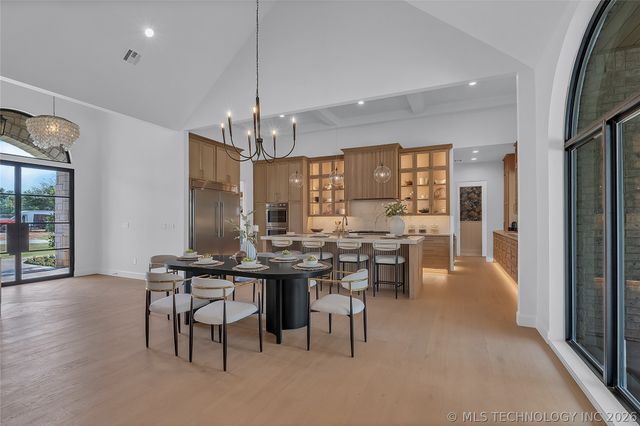 17763 E White Tail Cove, Owasso, OK 74055