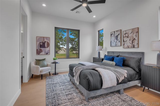 17763 E White Tail Cove, Owasso, OK 74055