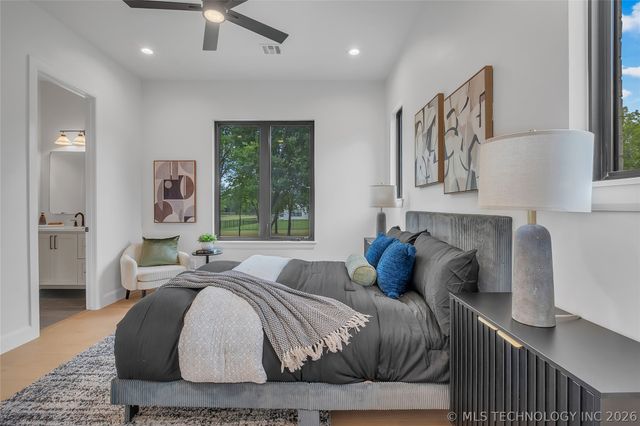 17763 E White Tail Cove, Owasso, OK 74055