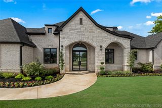 17763 E White Tail Cove, Owasso, OK 74055