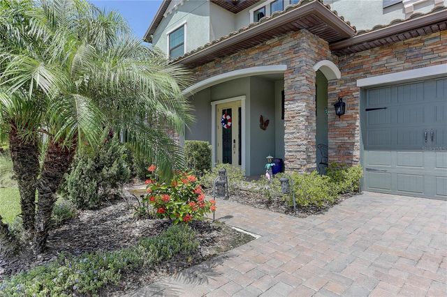 18014 WOODLAND VIEW DRIVE, Lutz, FL 33548