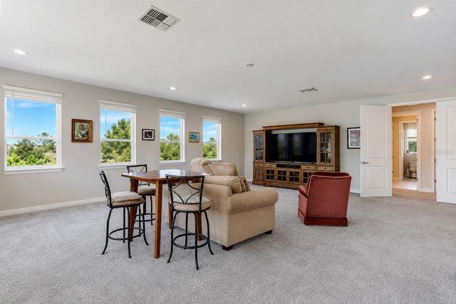 18014 WOODLAND VIEW DRIVE, Lutz, FL 33548