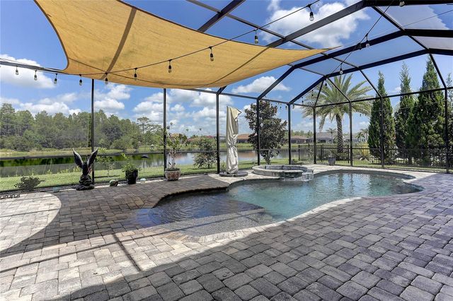 18014 WOODLAND VIEW DRIVE, Lutz, FL 33548