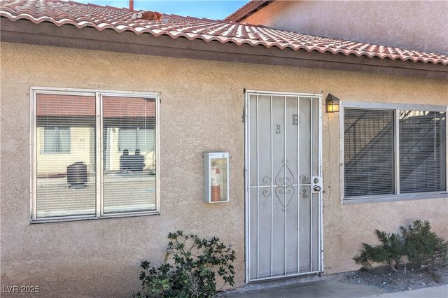 3109 North Walnut Road B, Las Vegas, NV 89115