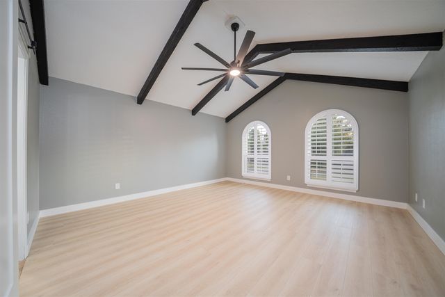 1005 Mockingbird Ln, Longview, TX 75601