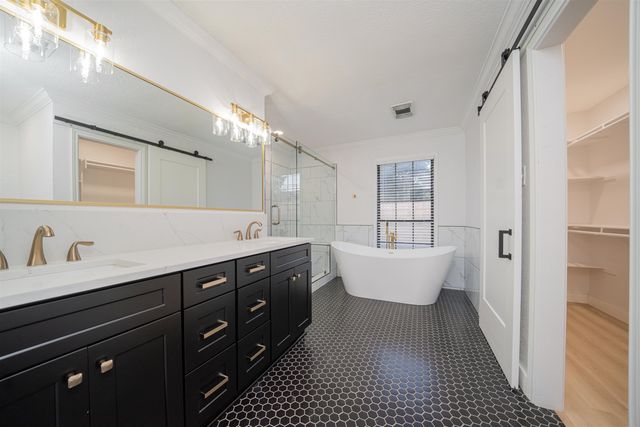 1005 Mockingbird Ln, Longview, TX 75601