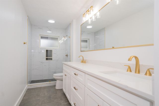 1005 Mockingbird Ln, Longview, TX 75601