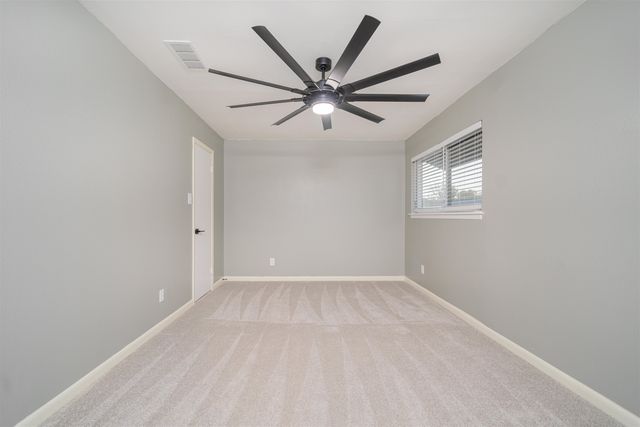 1005 Mockingbird Ln, Longview, TX 75601