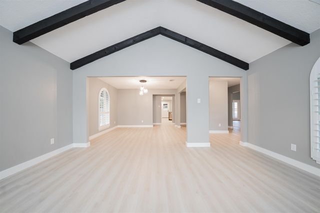 1005 Mockingbird Ln, Longview, TX 75601