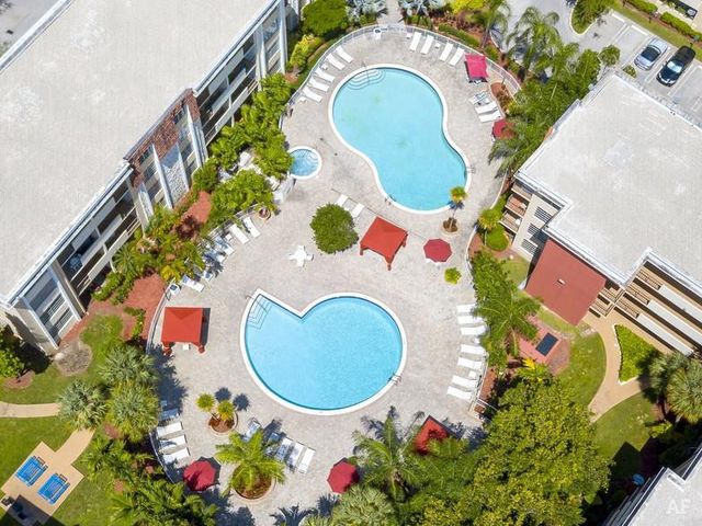 9357 SW 77 Avenue 5-235, Miami, FL 33156