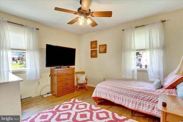 2275 MUMMASBURG RD, Gettysburg, PA 17325