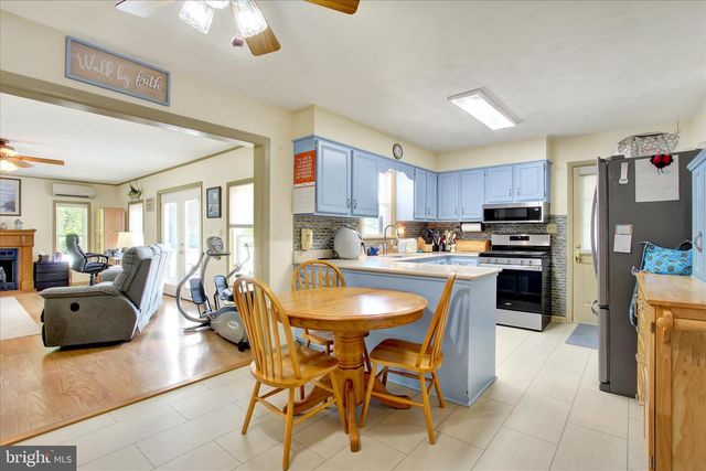 2275 MUMMASBURG RD, Gettysburg, PA 17325