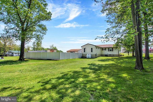 2275 MUMMASBURG RD, Gettysburg, PA 17325