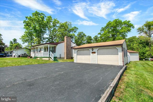 2275 MUMMASBURG RD, Gettysburg, PA 17325