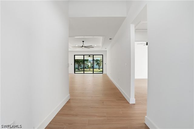 3903 15th ST SW, Lehigh Acres, FL 33976