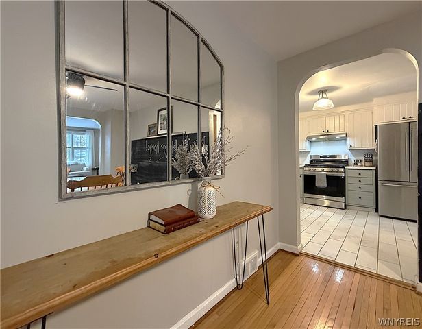 17 University Court, Amherst, NY 14226