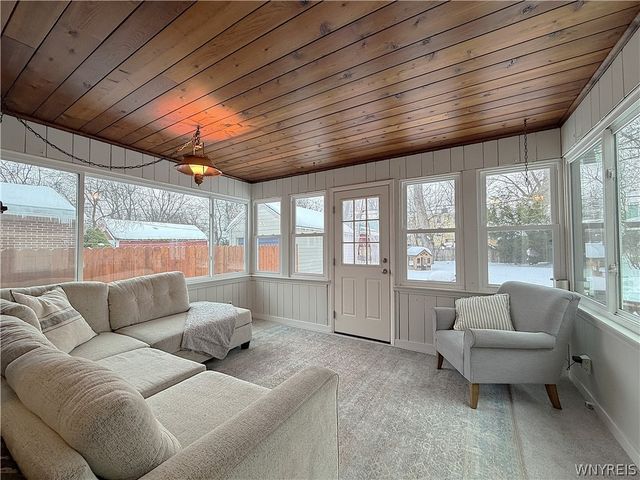 17 University Court, Amherst, NY 14226