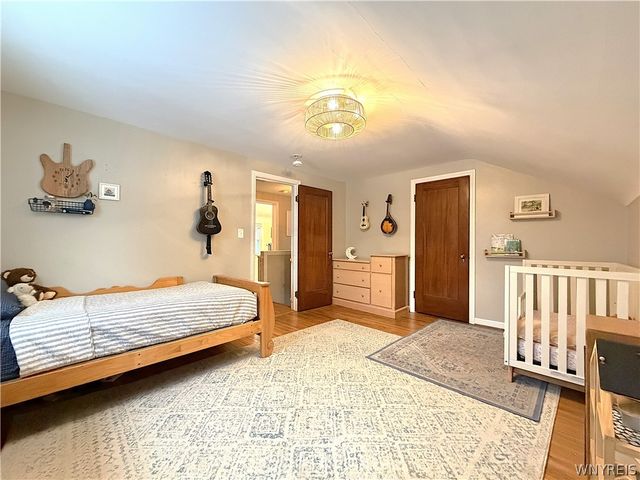 17 University Court, Amherst, NY 14226