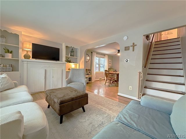 17 University Court, Amherst, NY 14226