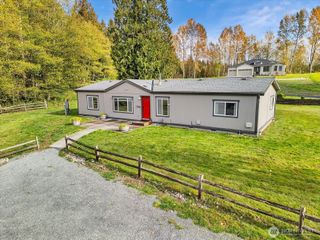 29505 40th Avenue NW, Stanwood, WA 98292