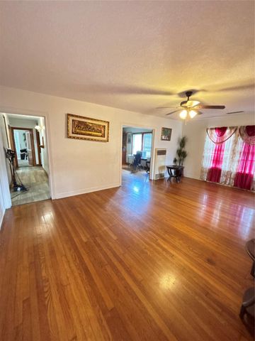 203 W Park Lane, Pasadena, TX 77506