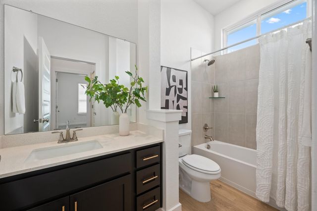 961 Oak Chase WAY 40, Leander, TX 78641