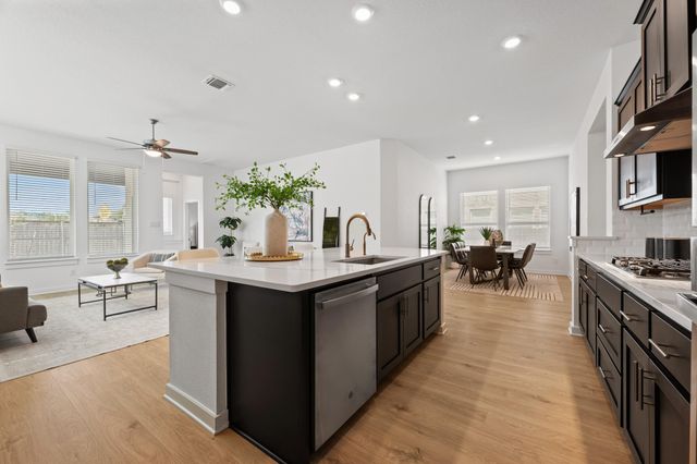 961 Oak Chase WAY 40, Leander, TX 78641