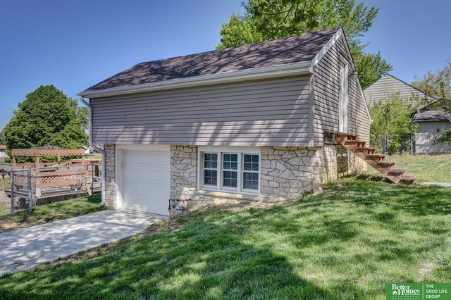 8228 Browne Street, Omaha, NE 68134