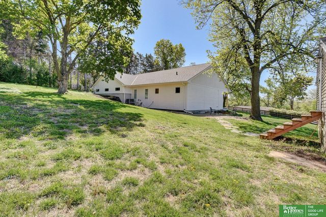 8228 Browne Street, Omaha, NE 68134